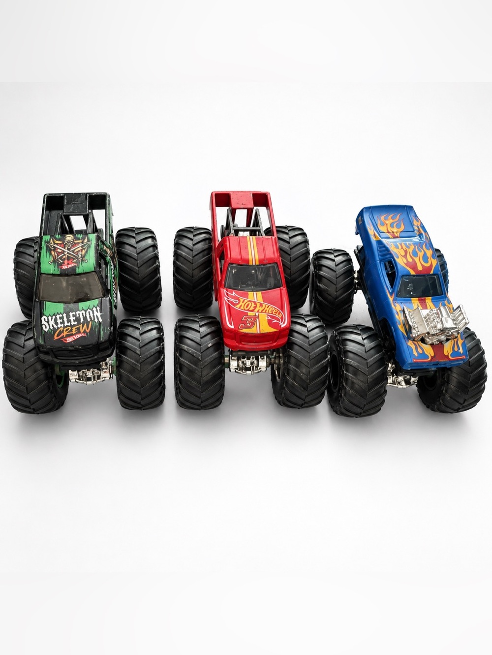 Hot Wheels Monster Trucks Lot of 3 Skeleton Crew Rodger Dodger